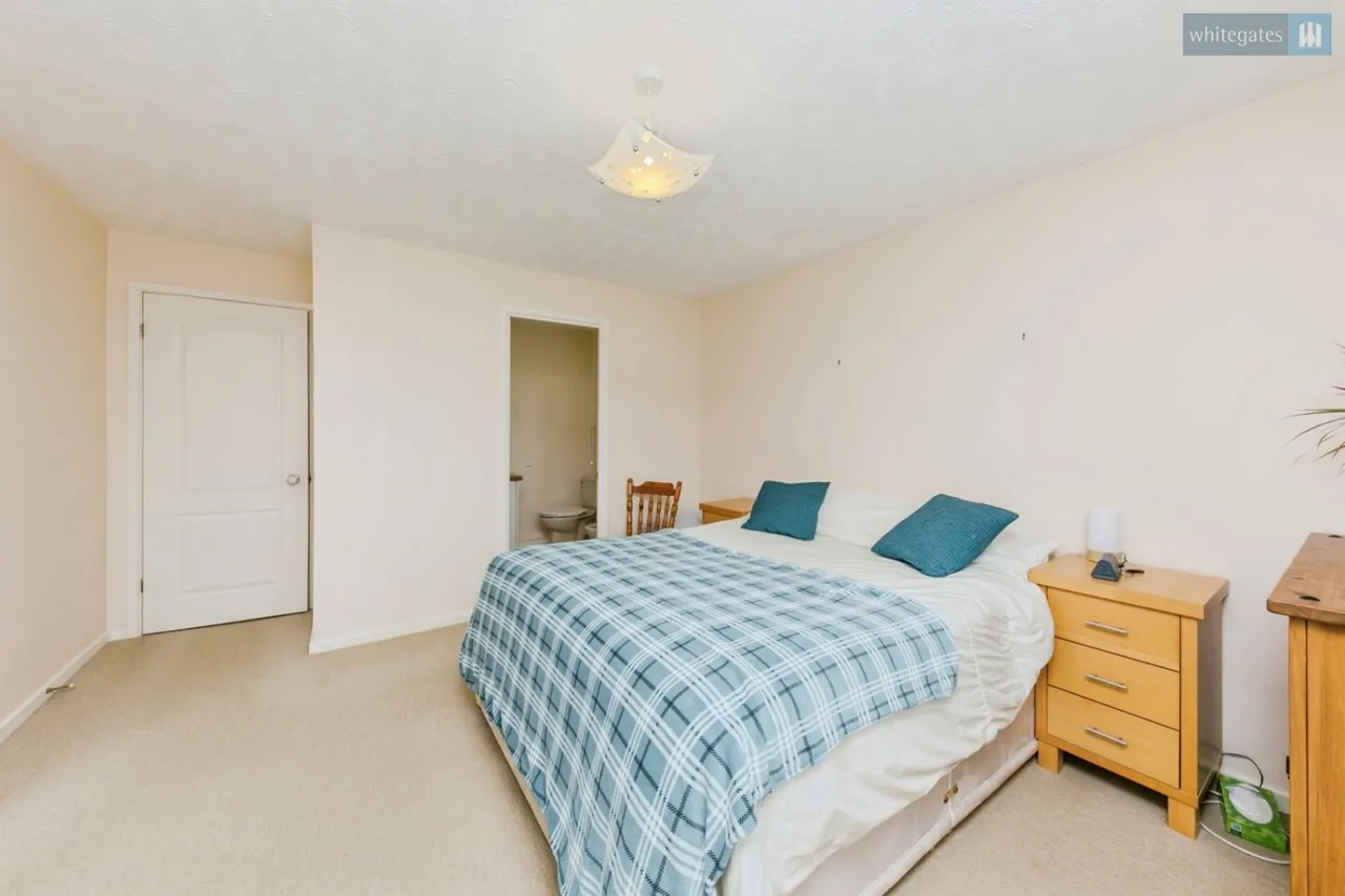 Charlcote Crescent, Crewe, CW2, photo 12