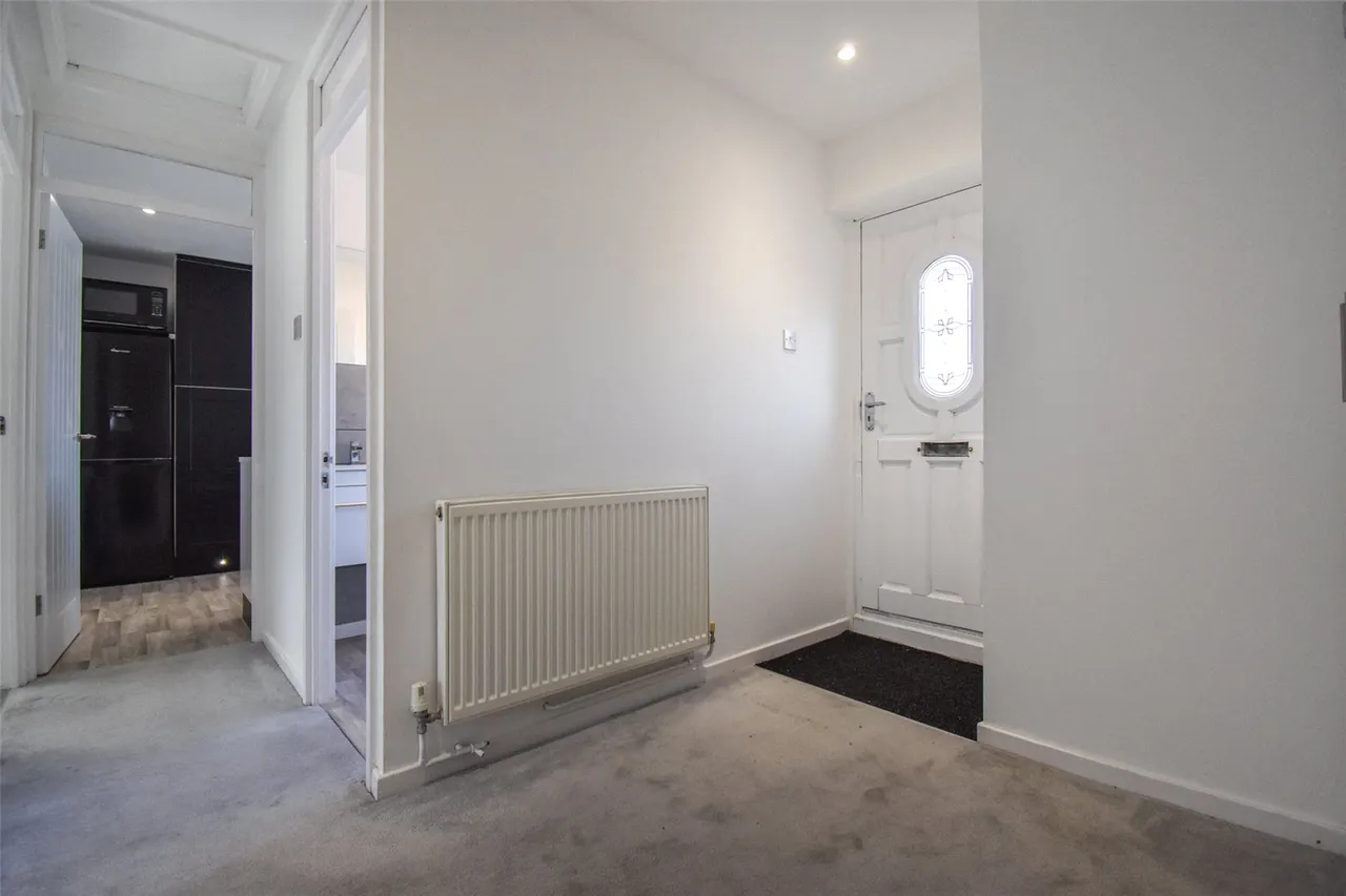 Overton Close, Aldershot, Hampshire, GU11 3RP, photo 5
