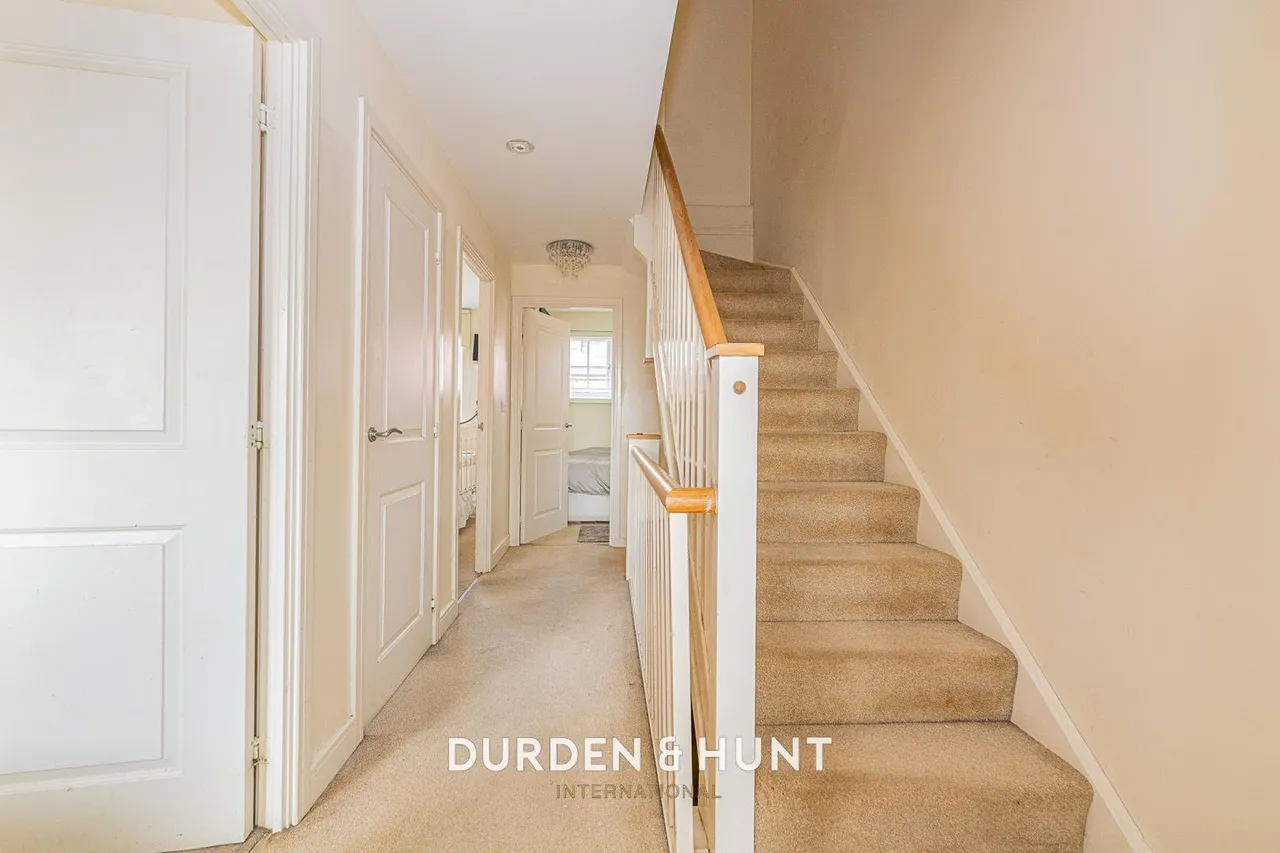 Abbess Terrace, Loughton, IG10, photo 12