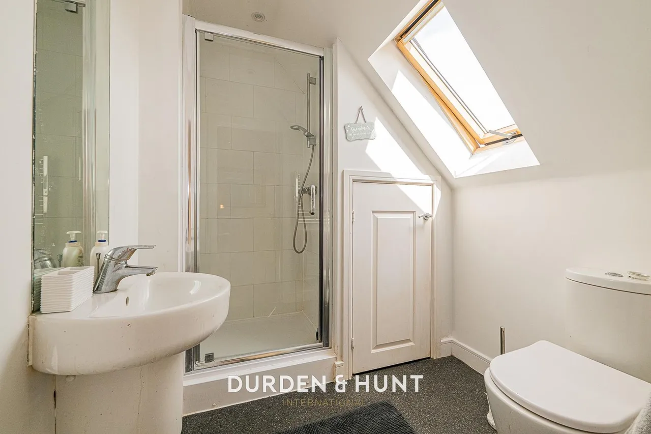 Abbess Terrace, Loughton, IG10, photo 11