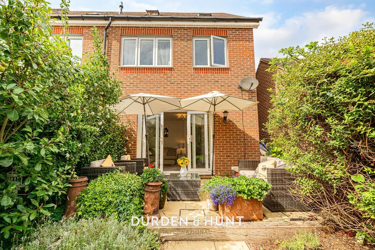 Abbess Terrace, Loughton, IG10, photo 2