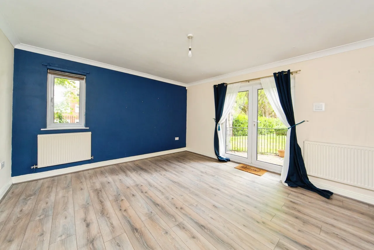 Aigburth Vale, Liverpool, L17, photo 6