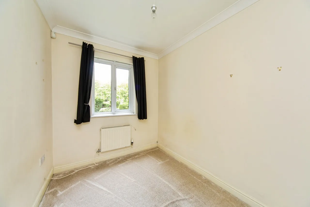 Aigburth Vale, Liverpool, L17, photo 16