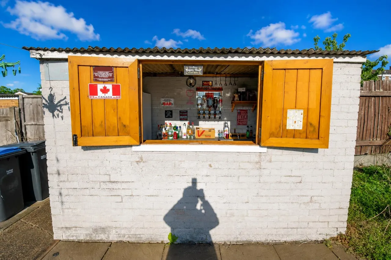 Radburn Close, Harlow, CM18, photo 15