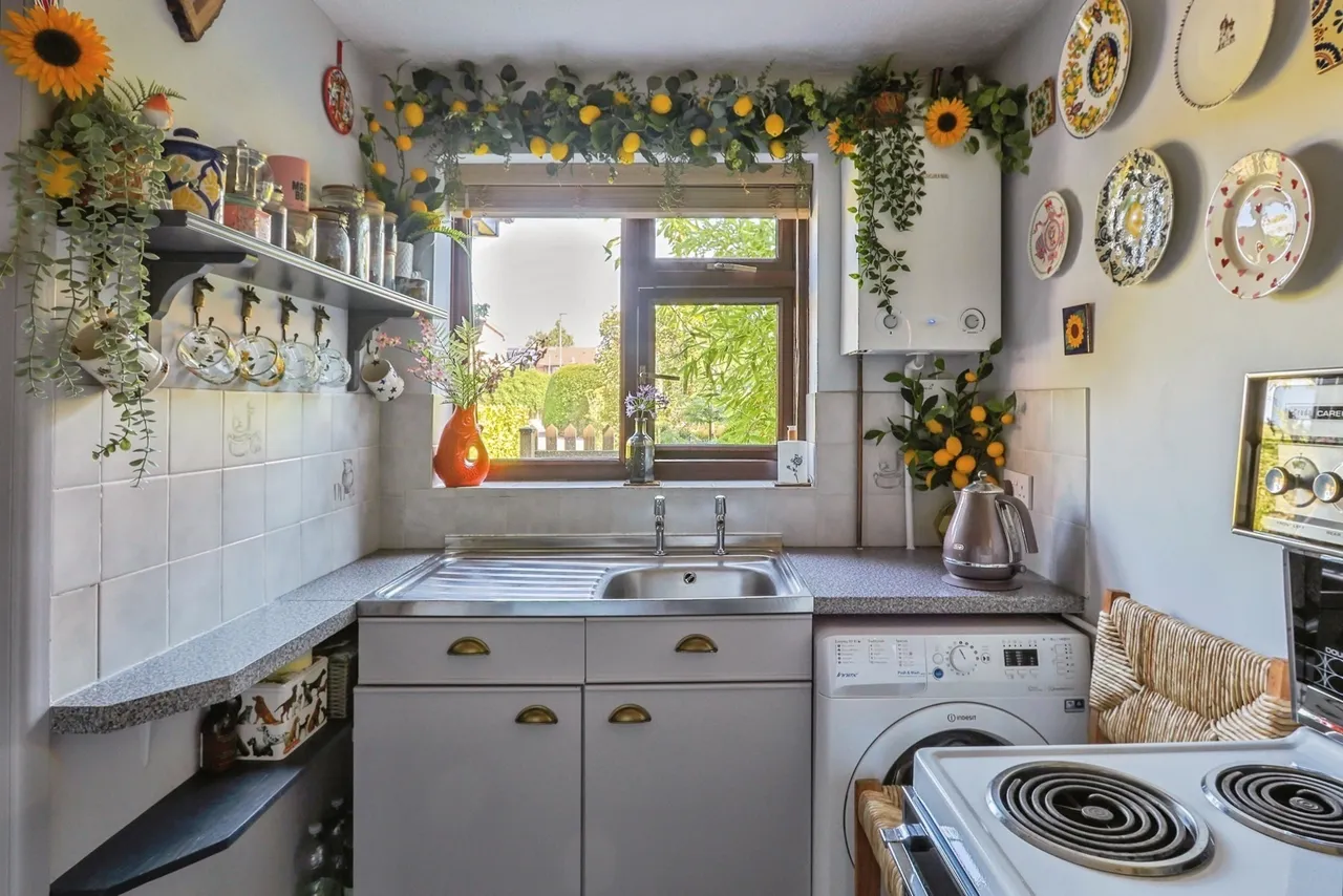 Old Kiln Road, Poole, BH16, photo 5