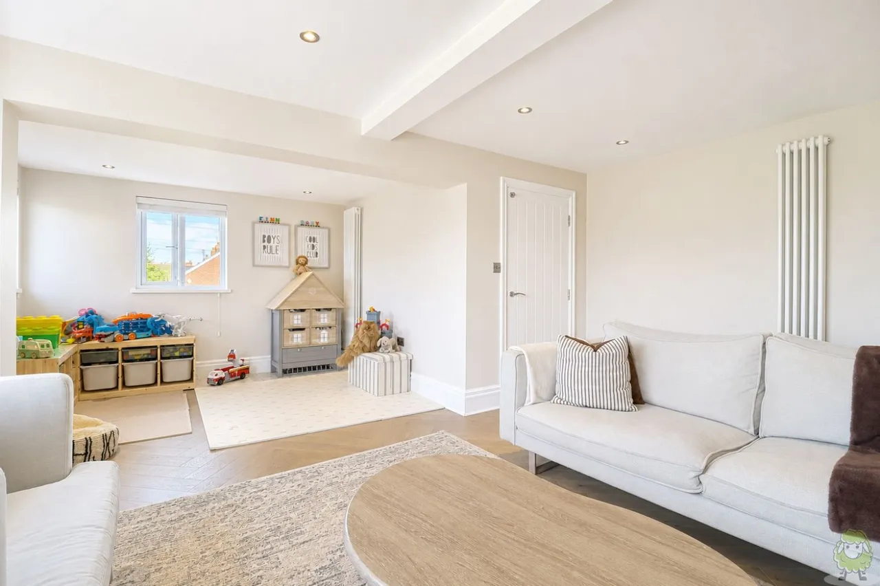 Charlcote Crescent, East Boldon, NE36, photo 12