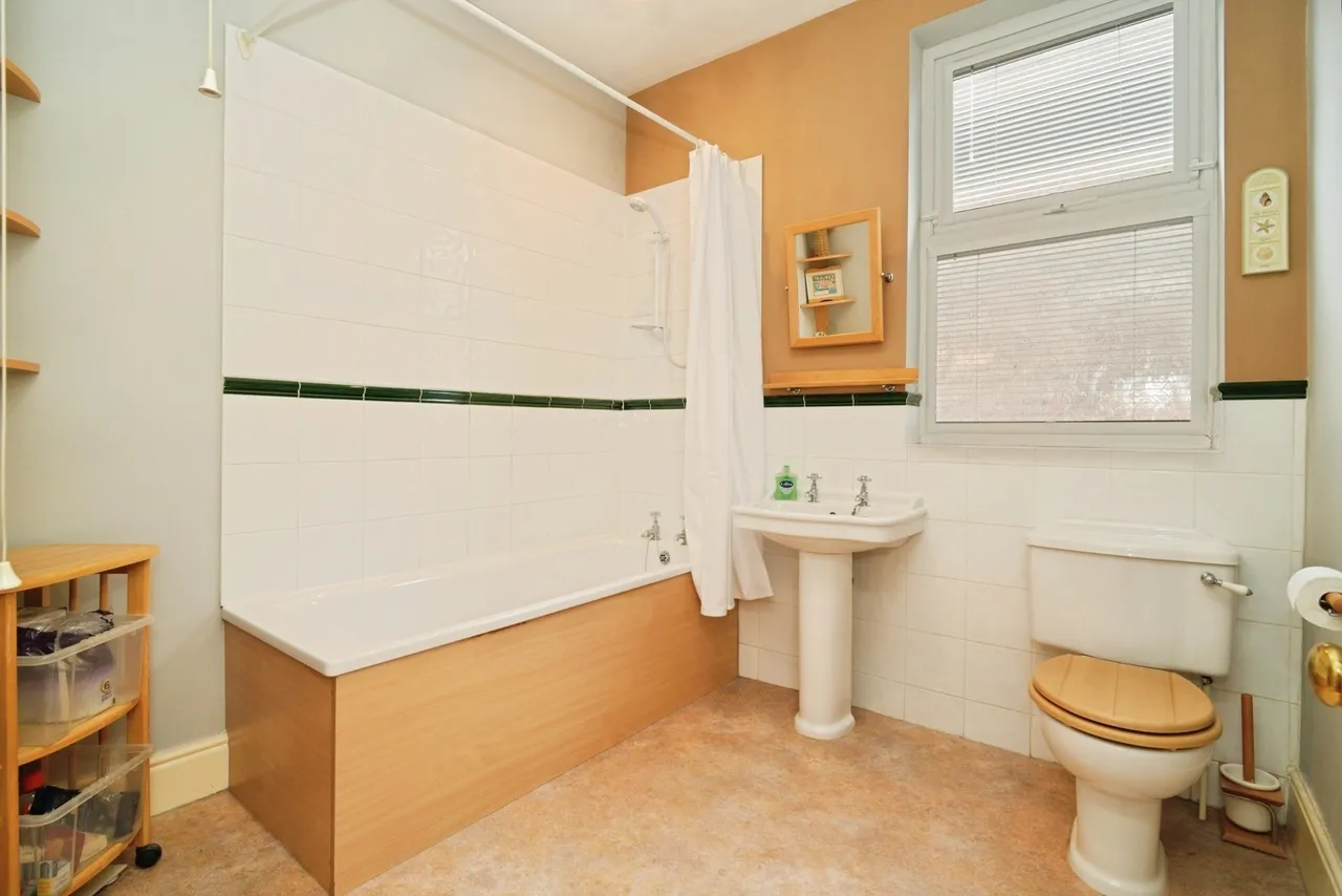 Glenfyne Road, Salford, Greater Manchester, M6, photo 15