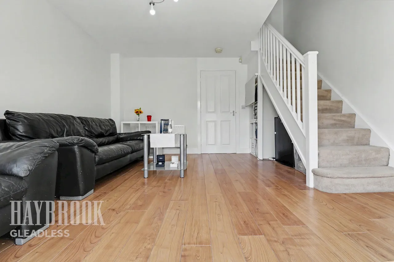 Bassledene Road, Sheffield, photo 5