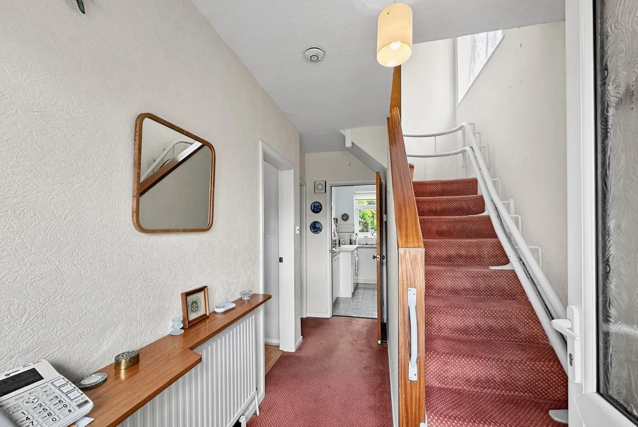 Tulip Drive, Timperley, Cheshire WA15 6LN, photo 10