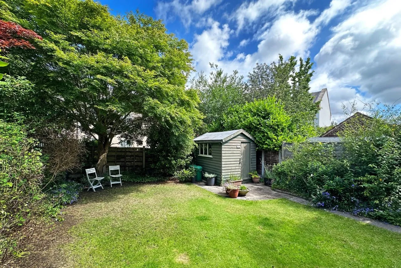 Tulip Drive, Timperley, Cheshire WA15 6LN, photo 2