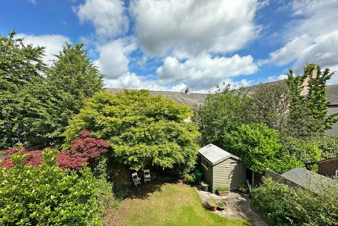 Tulip Drive, Timperley, Cheshire WA15 6LN, photo 21