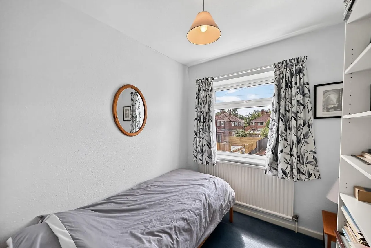 Tulip Drive, Timperley, Cheshire WA15 6LN, photo 14