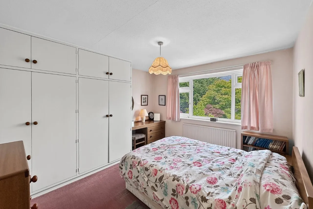 Tulip Drive, Timperley, Cheshire WA15 6LN, photo 13
