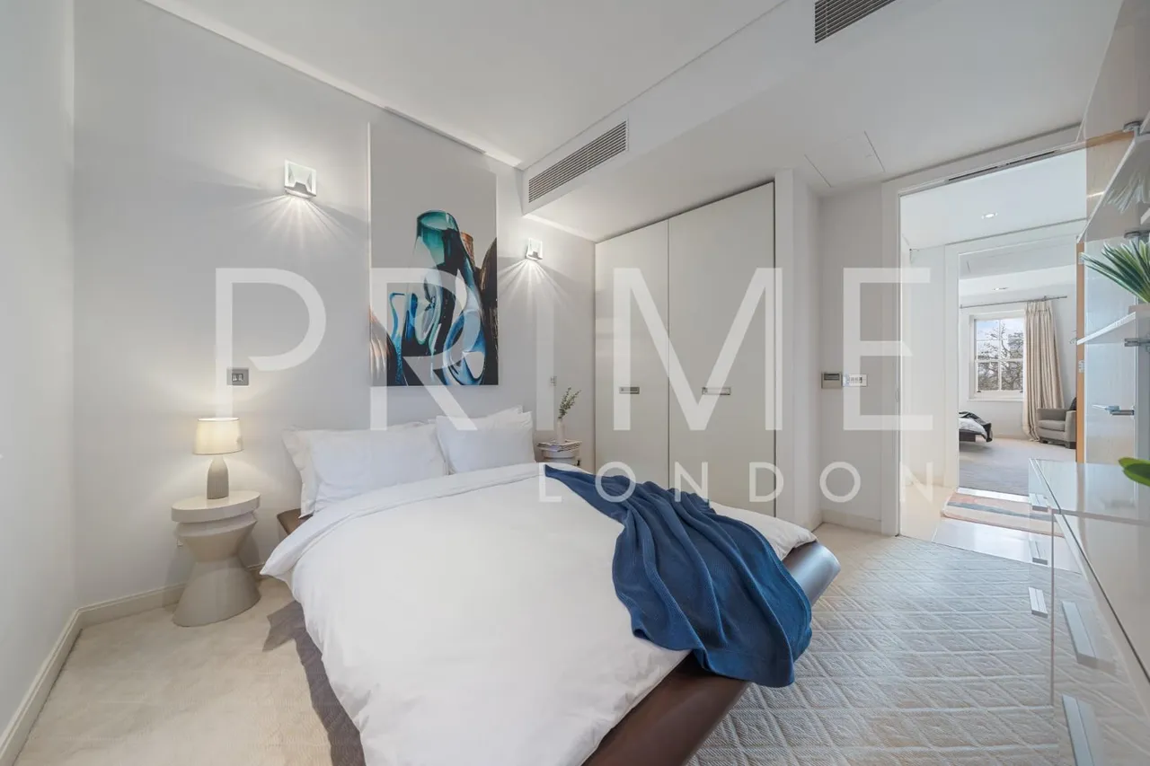 Piccadilly, Mayfair, W1J, photo 10