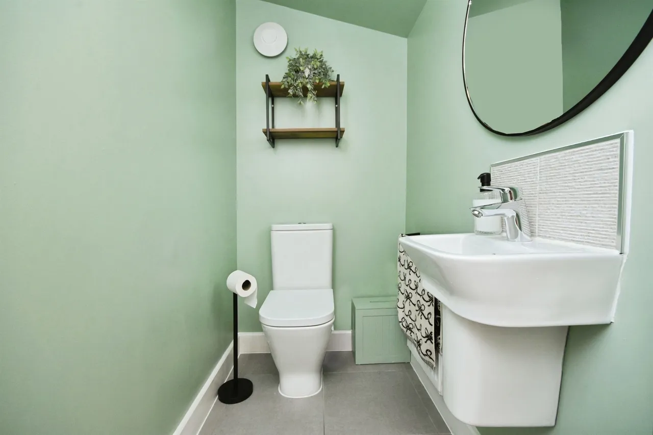 Hurrell Close, Halstead, CO9, photo 9