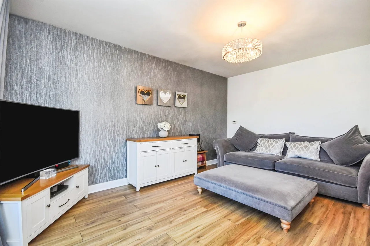 Hurrell Close, Halstead, CO9, photo 5