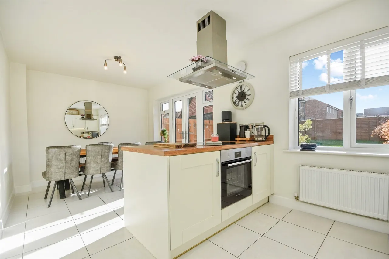 Hurrell Close, Halstead, CO9, photo 8