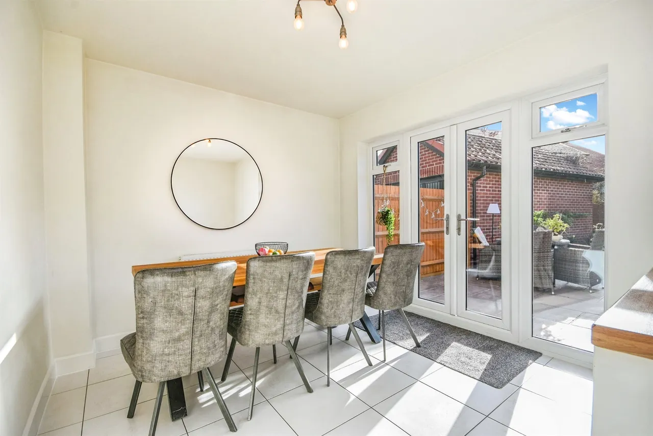 Hurrell Close, Halstead, CO9, photo 7