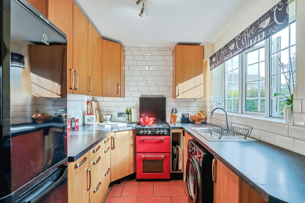 Rownhams Road, Bournemouth, BH8, photo 4