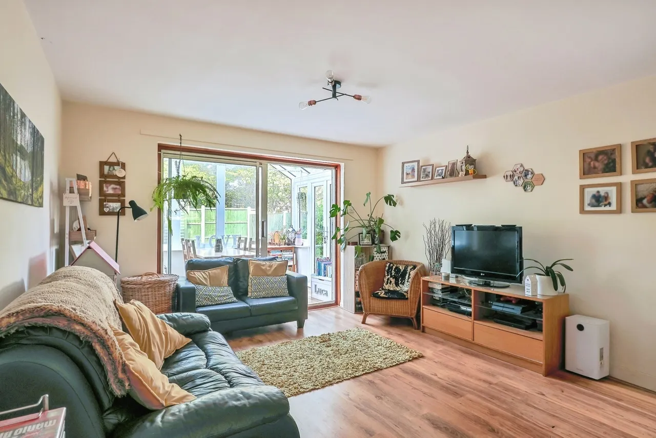 Rownhams Road, Bournemouth, BH8, photo 3