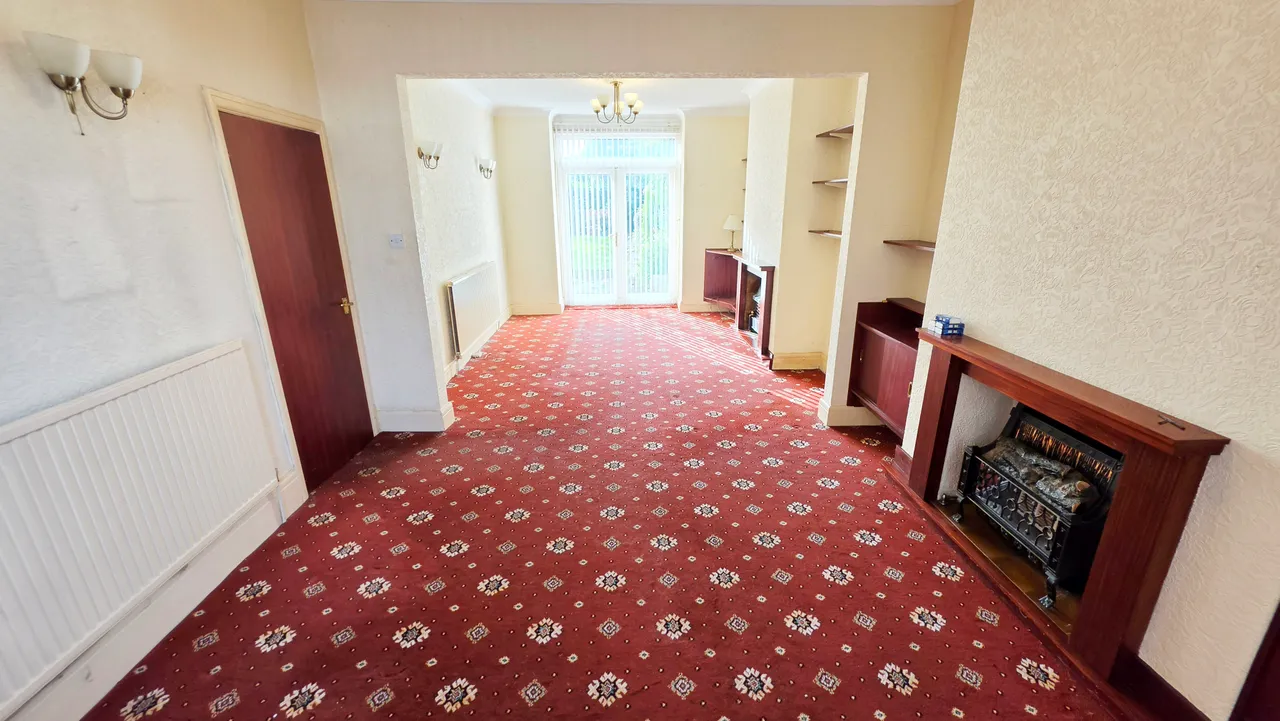 Warwick Grove, Audenshaw, M34, photo 4