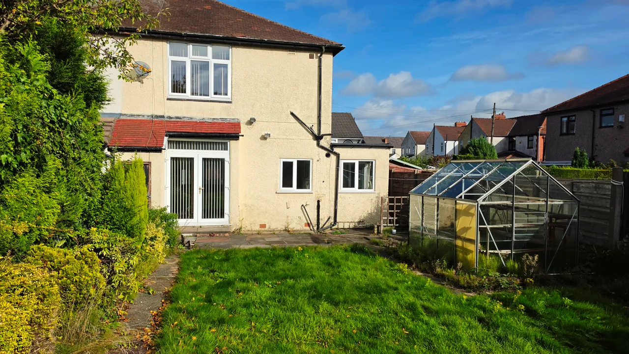 Warwick Grove, Audenshaw, M34, photo 16