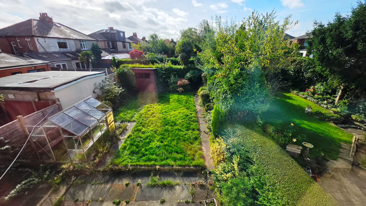 Warwick Grove, Audenshaw, M34, photo 10