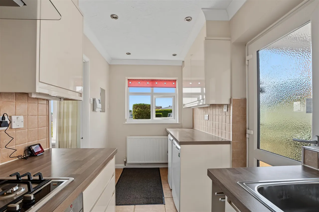 Sisley Avenue, Stapleford, NG9, photo 6