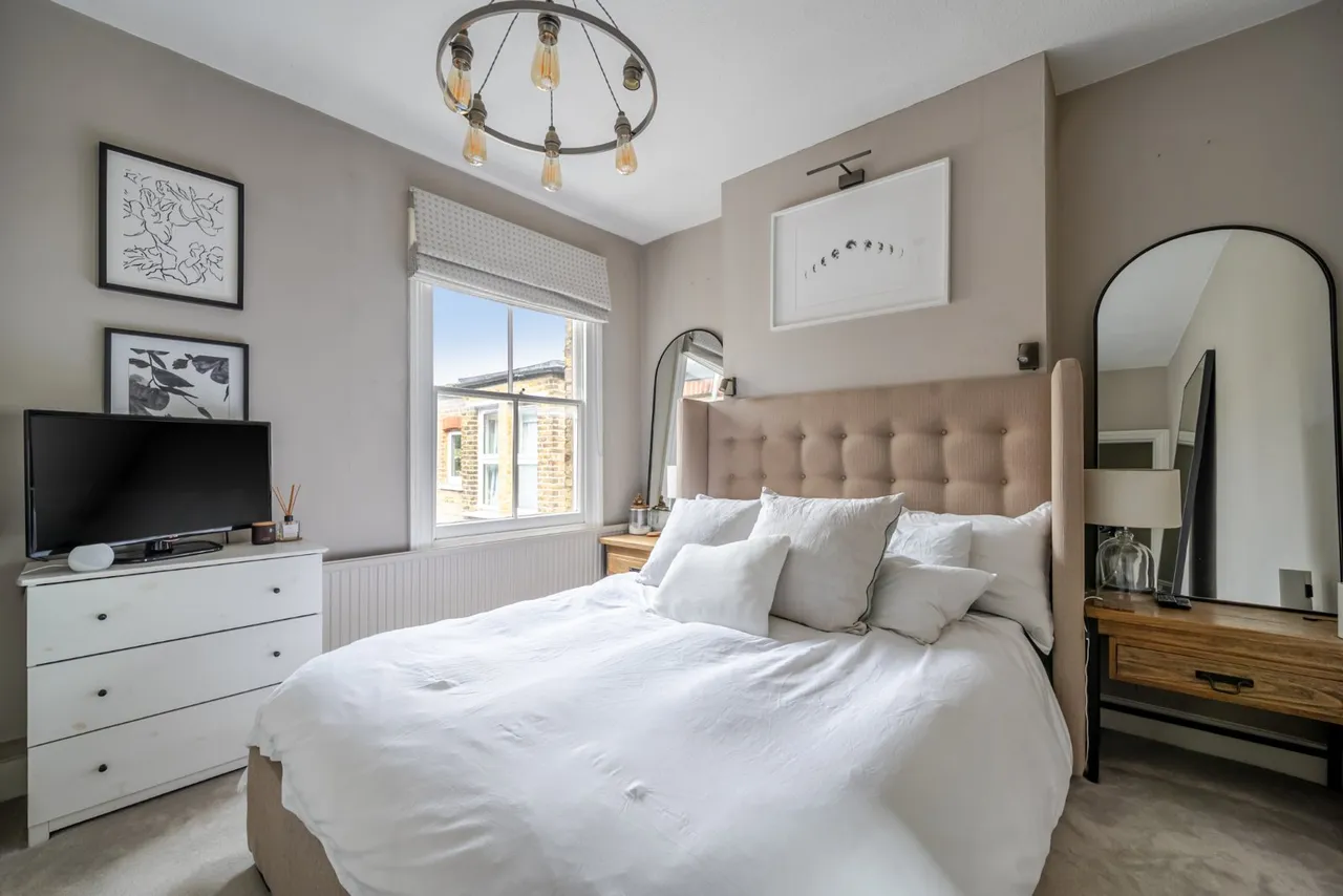 2 bed flat for sale — Hotham Road, Wimbledon, London, SW19