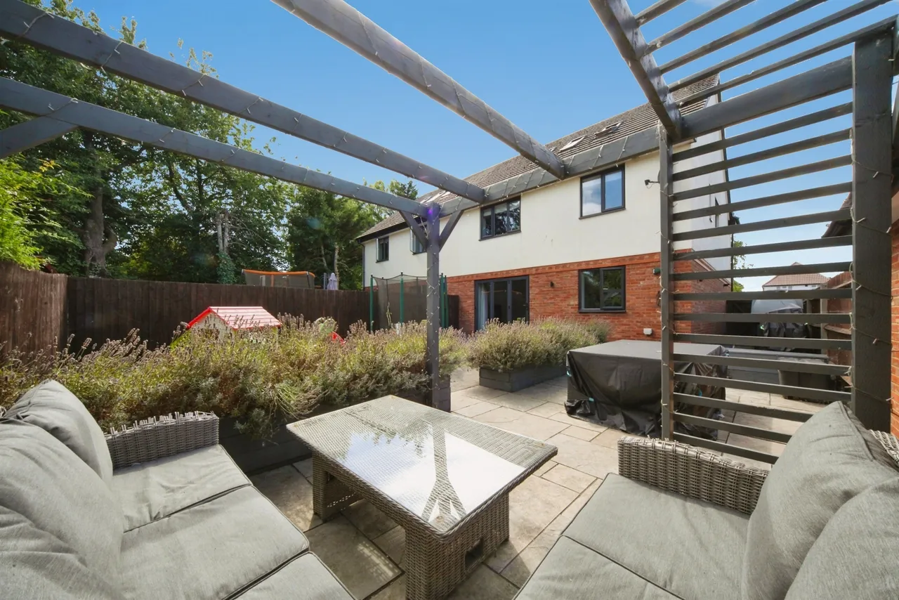 Aubrey Close, Dunstable, LU5, photo 3