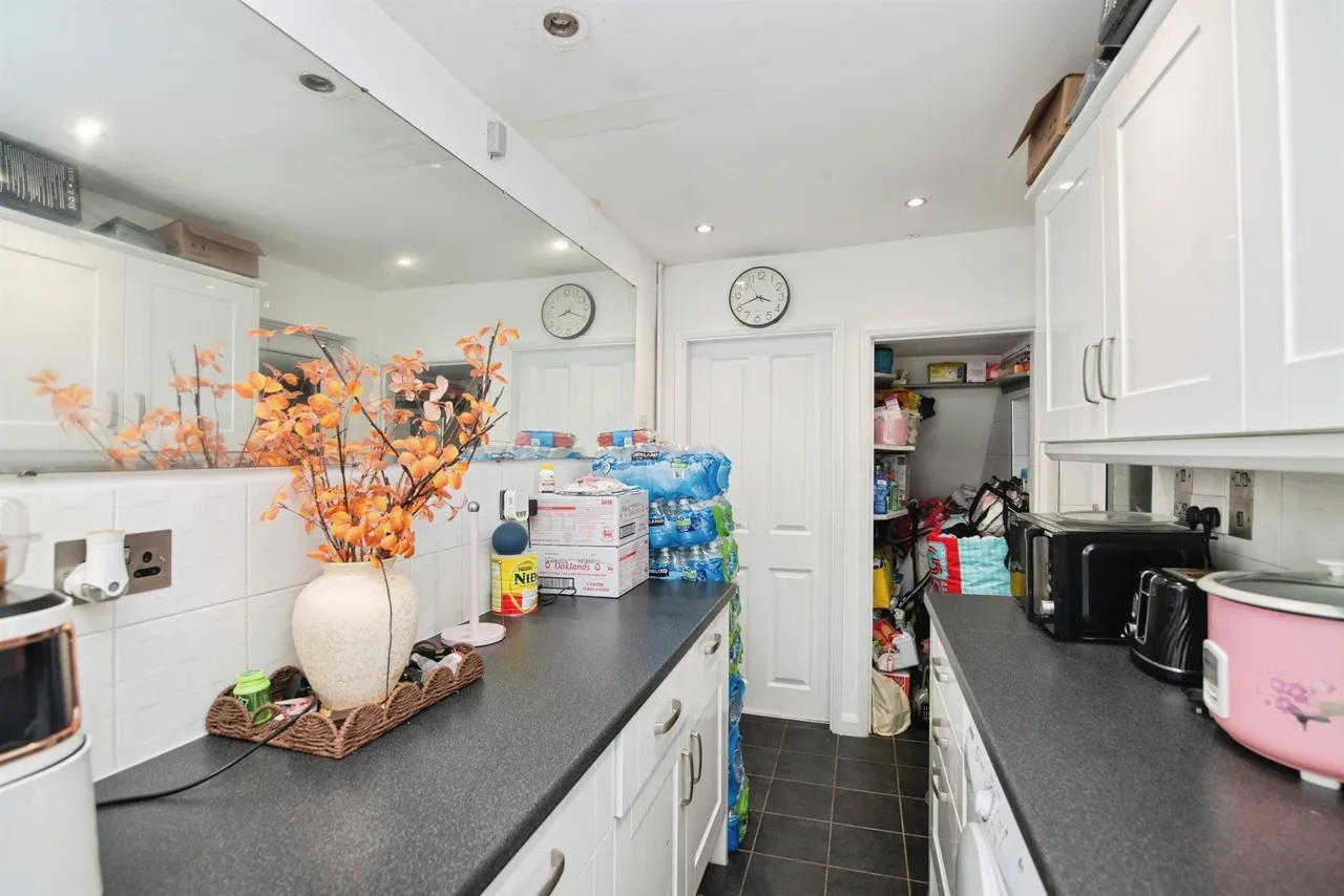Gorsy Road, Quinton, B32, photo 10