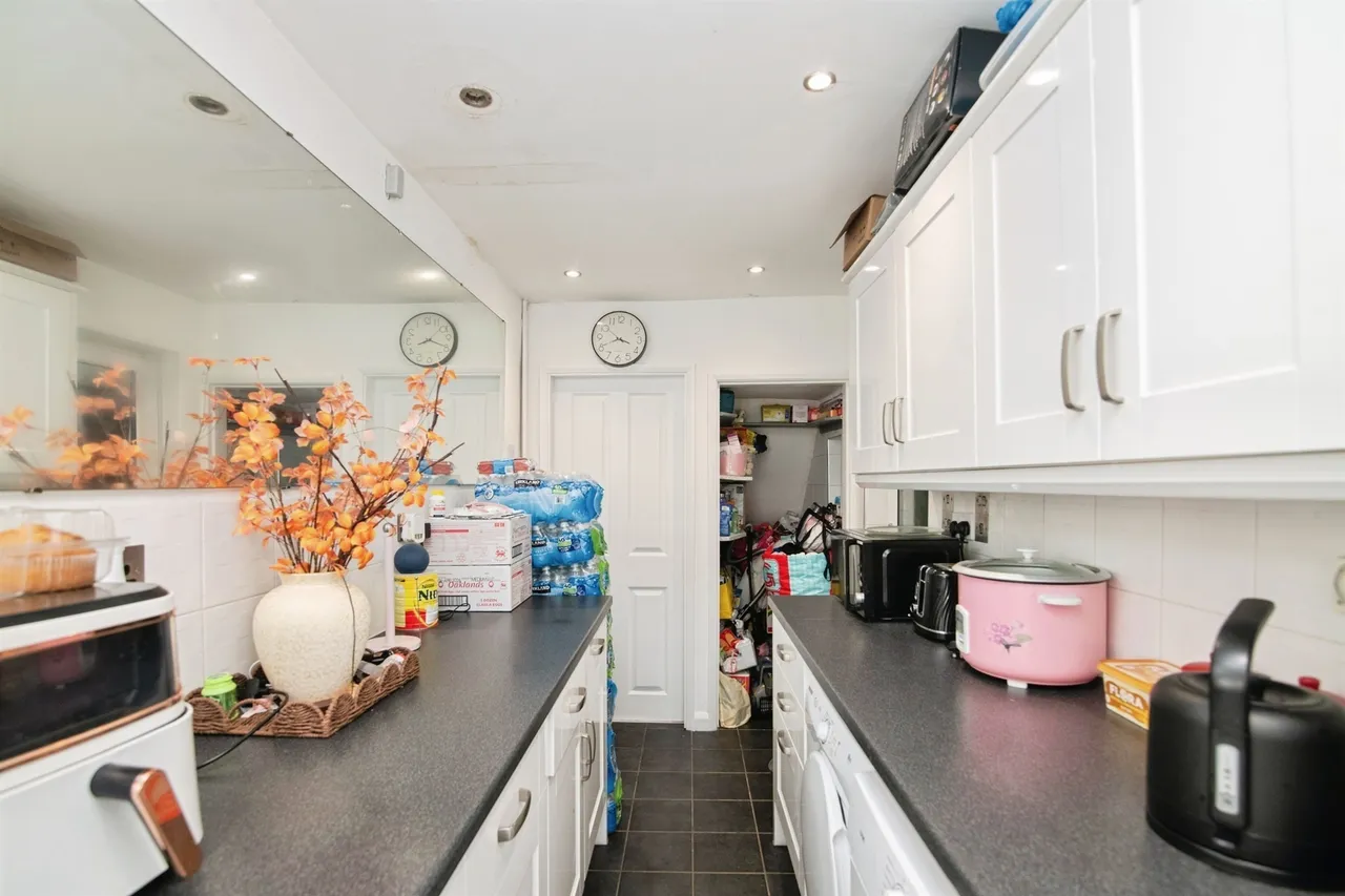 Gorsy Road, Quinton, B32, photo 8