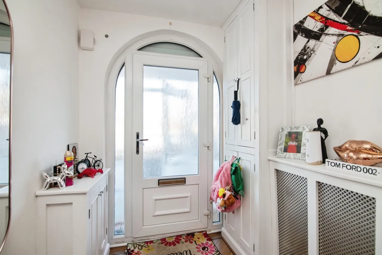 Gorsy Road, Quinton, B32, photo 5