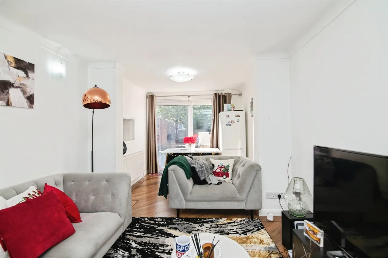 Gorsy Road, Quinton, B32, photo 6