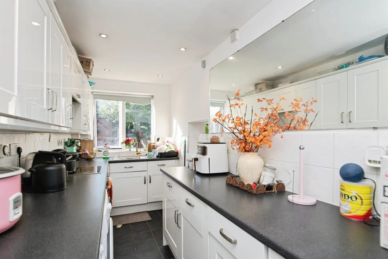 Gorsy Road, Quinton, B32, photo 9