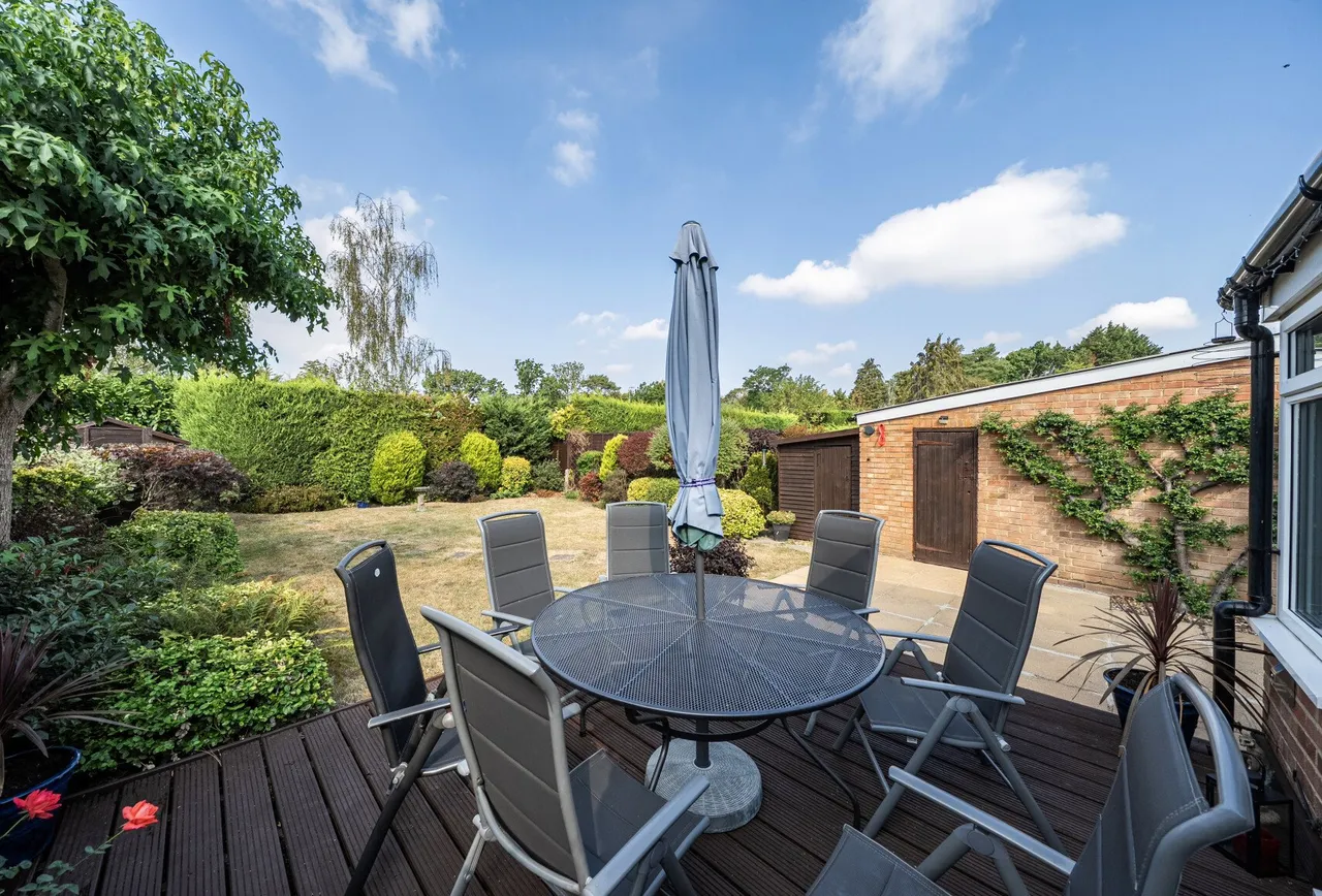Woodside Crescent, Surrey, Smallfield, RH6 9NA, photo 14