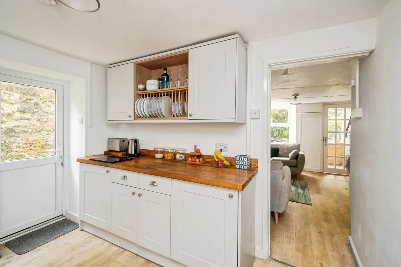 Burras Row, Helston, TR13, photo 16