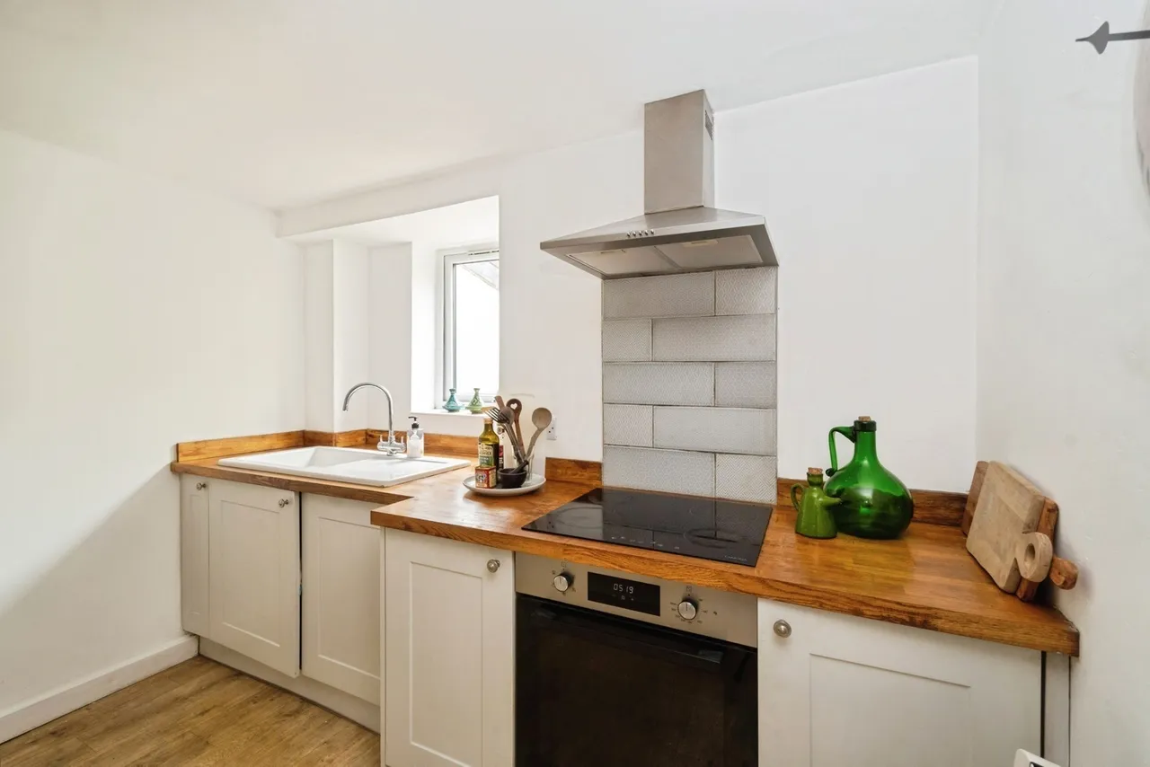 Burras Row, Helston, TR13, photo 3
