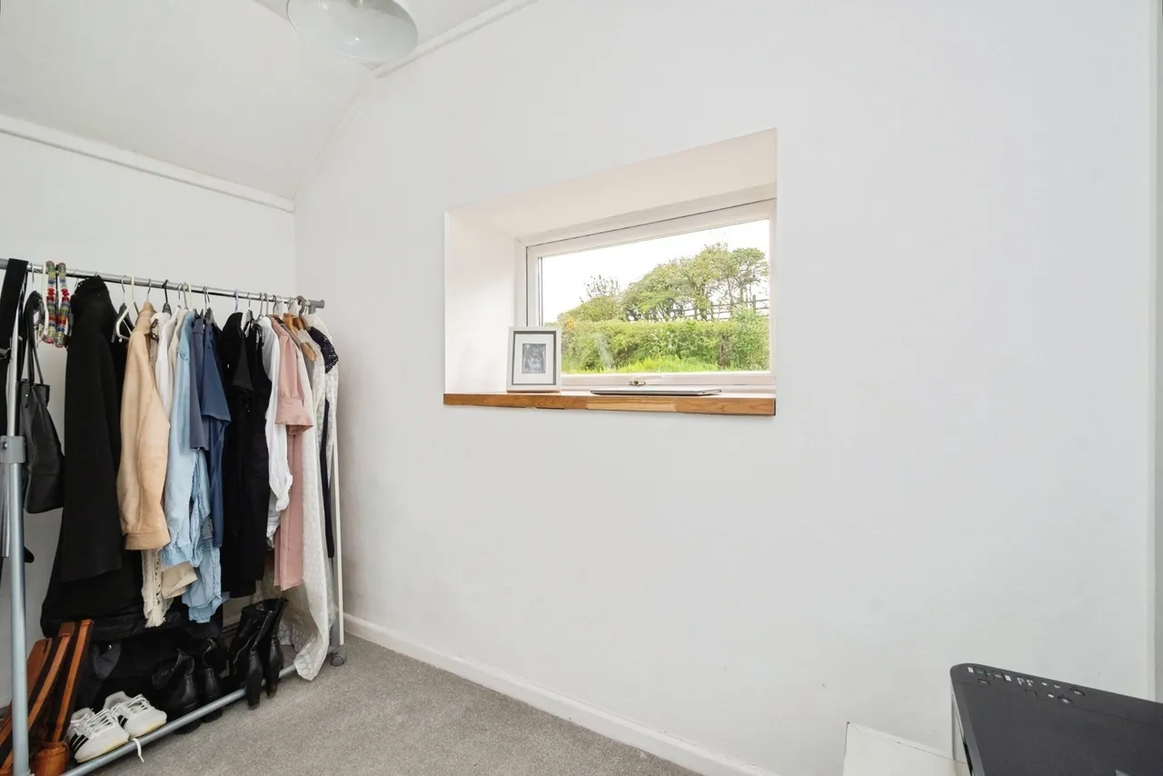 Burras Row, Helston, TR13, photo 19