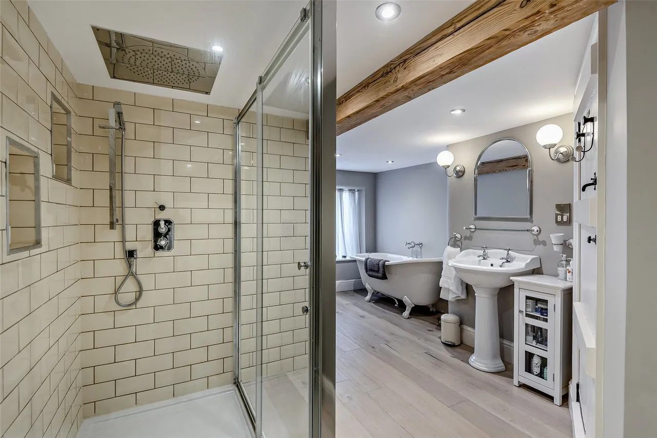 Near Tarporley, A Fully Restored Period Farmhouse, CH3, photo 27