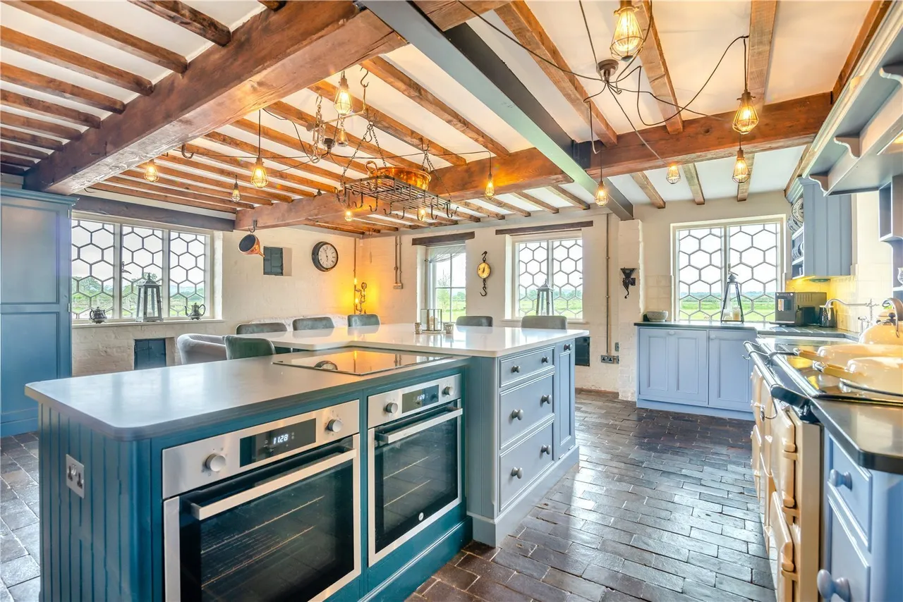 Near Tarporley, A Fully Restored Period Farmhouse, CH3, photo 10