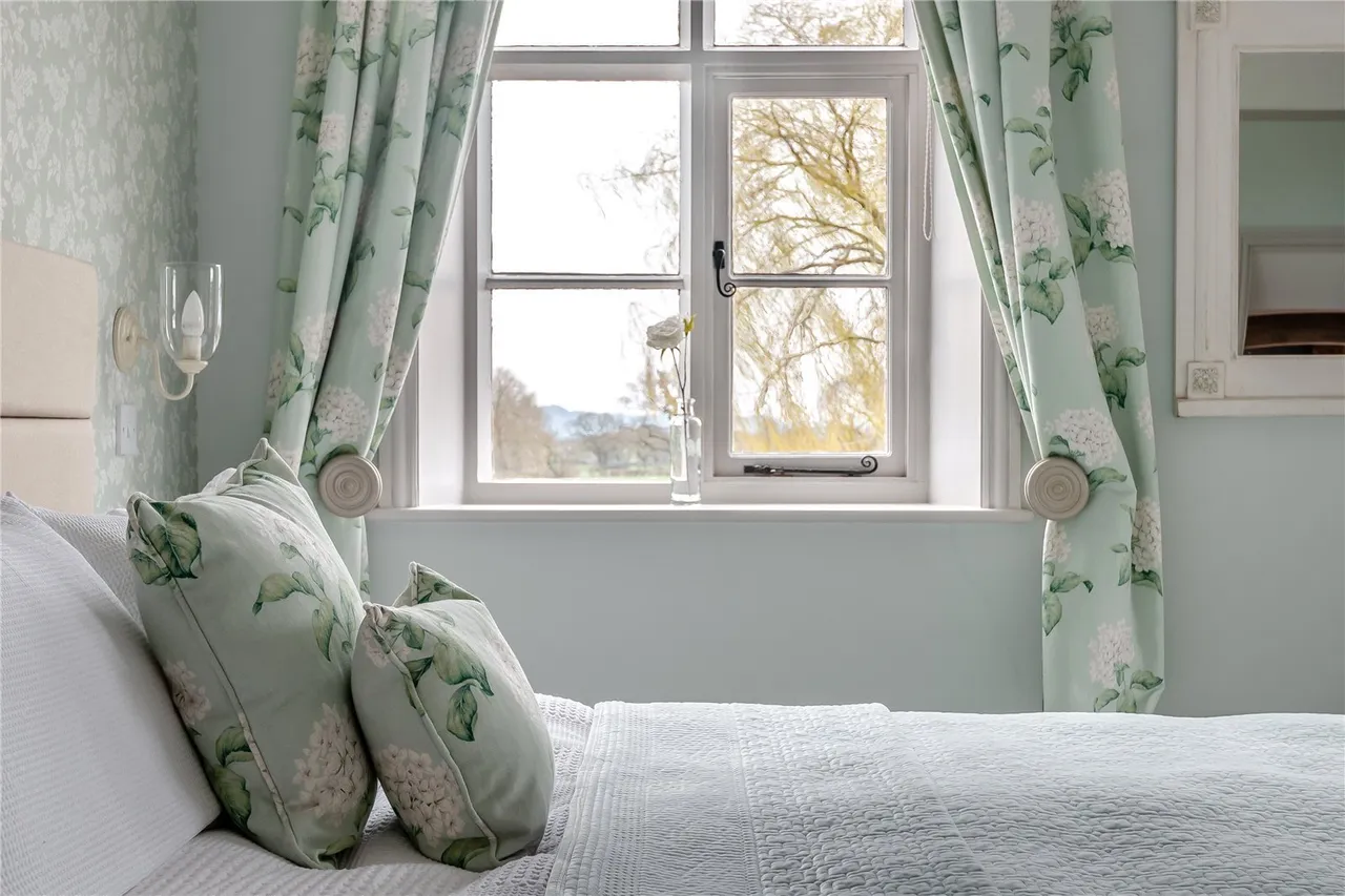 Near Tarporley, A Fully Restored Period Farmhouse, CH3, photo 22