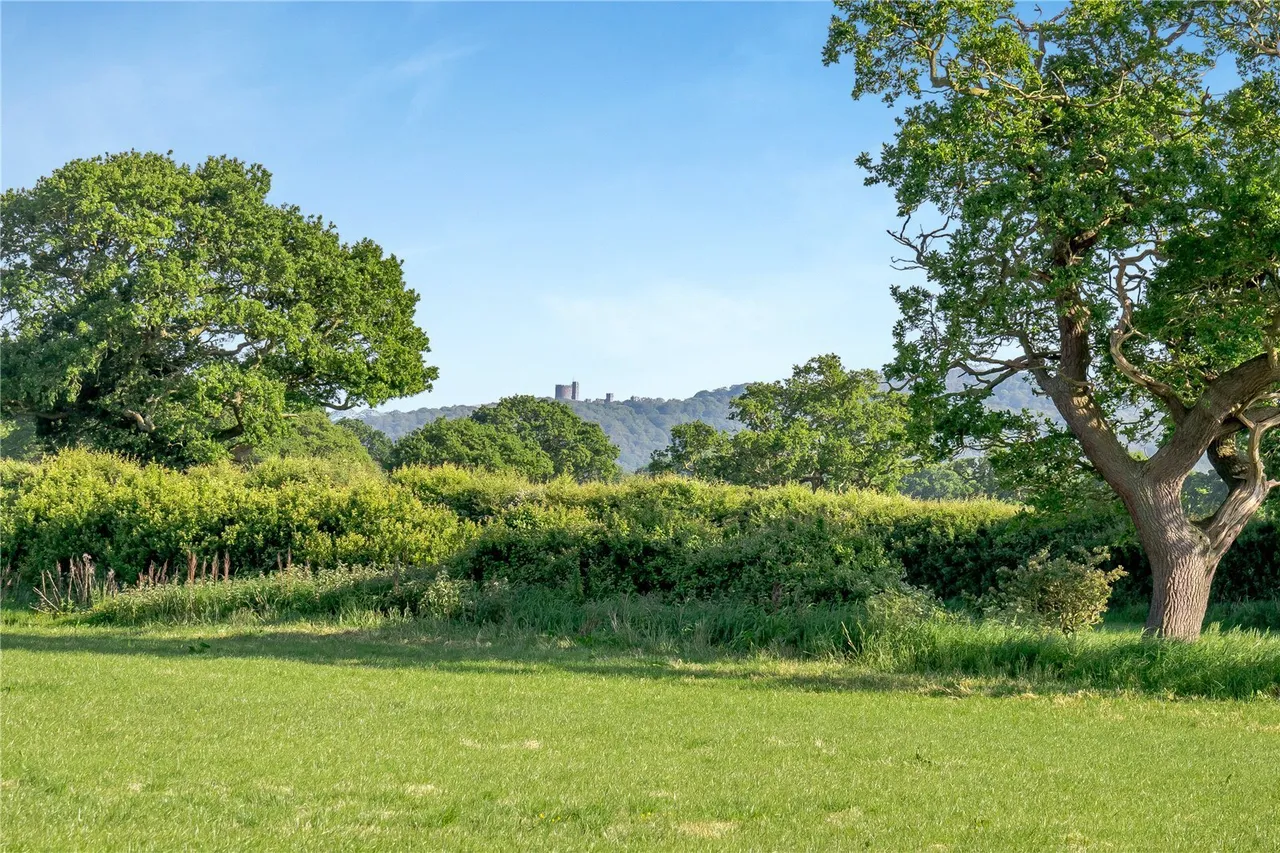 Near Tarporley, A Fully Restored Period Farmhouse, CH3, photo 39