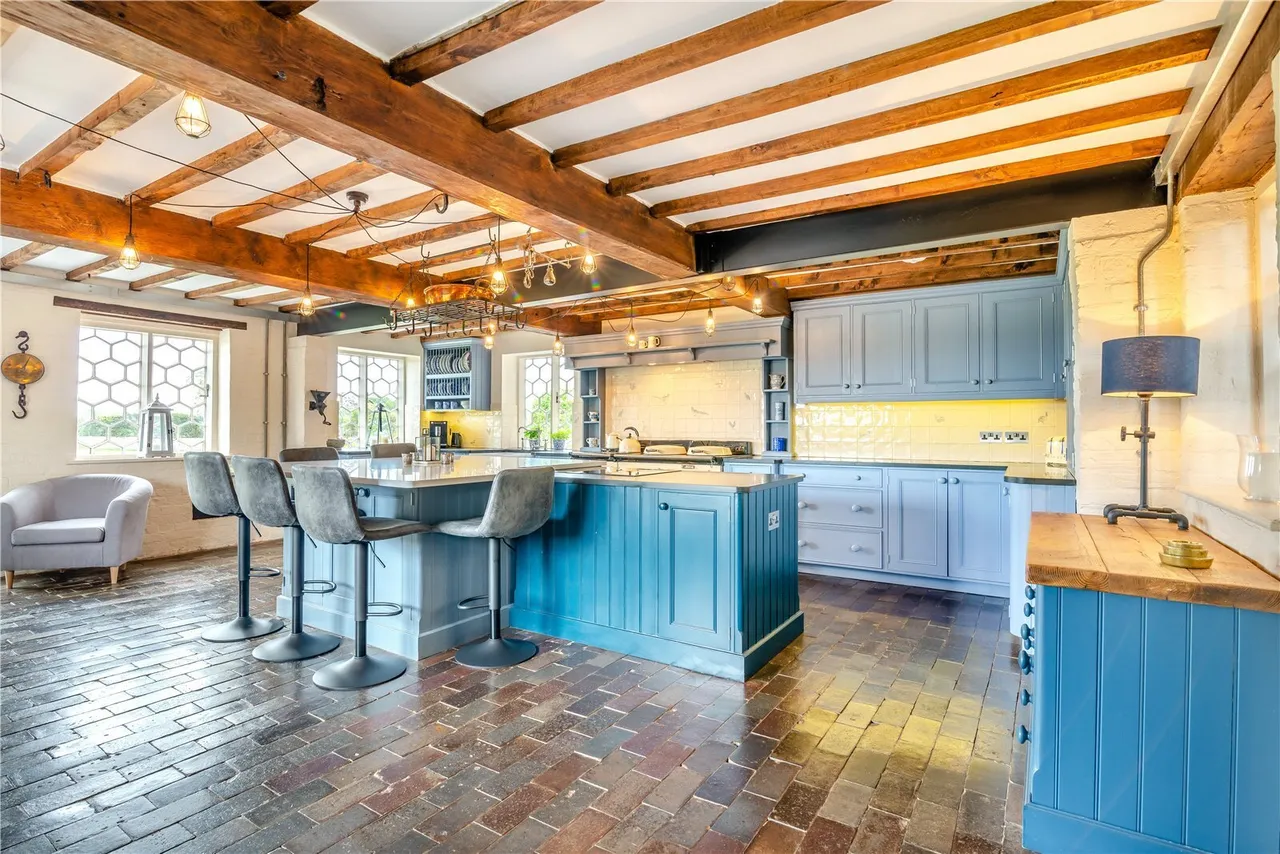 Near Tarporley, A Fully Restored Period Farmhouse, CH3, photo 8