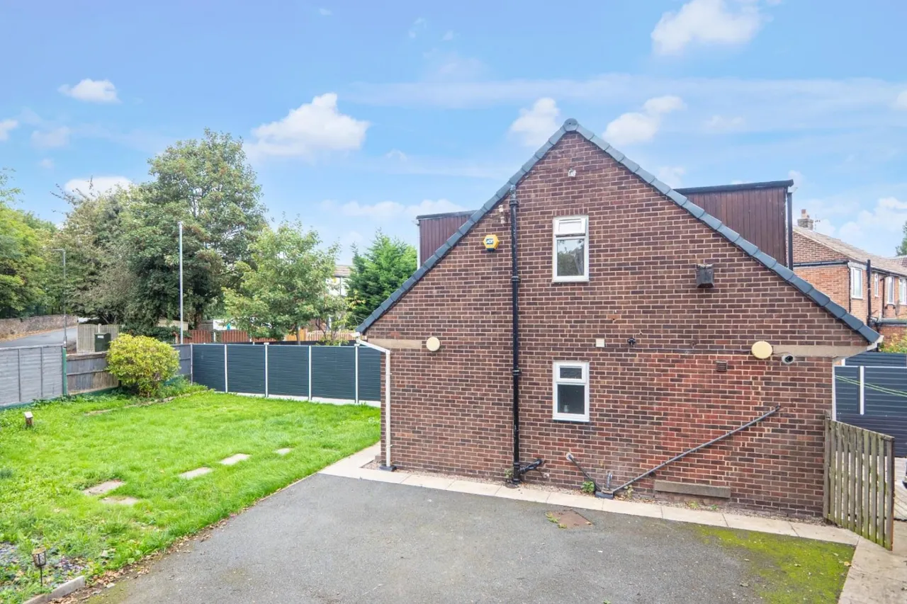 Daleside Close, Pudsey, photo 13