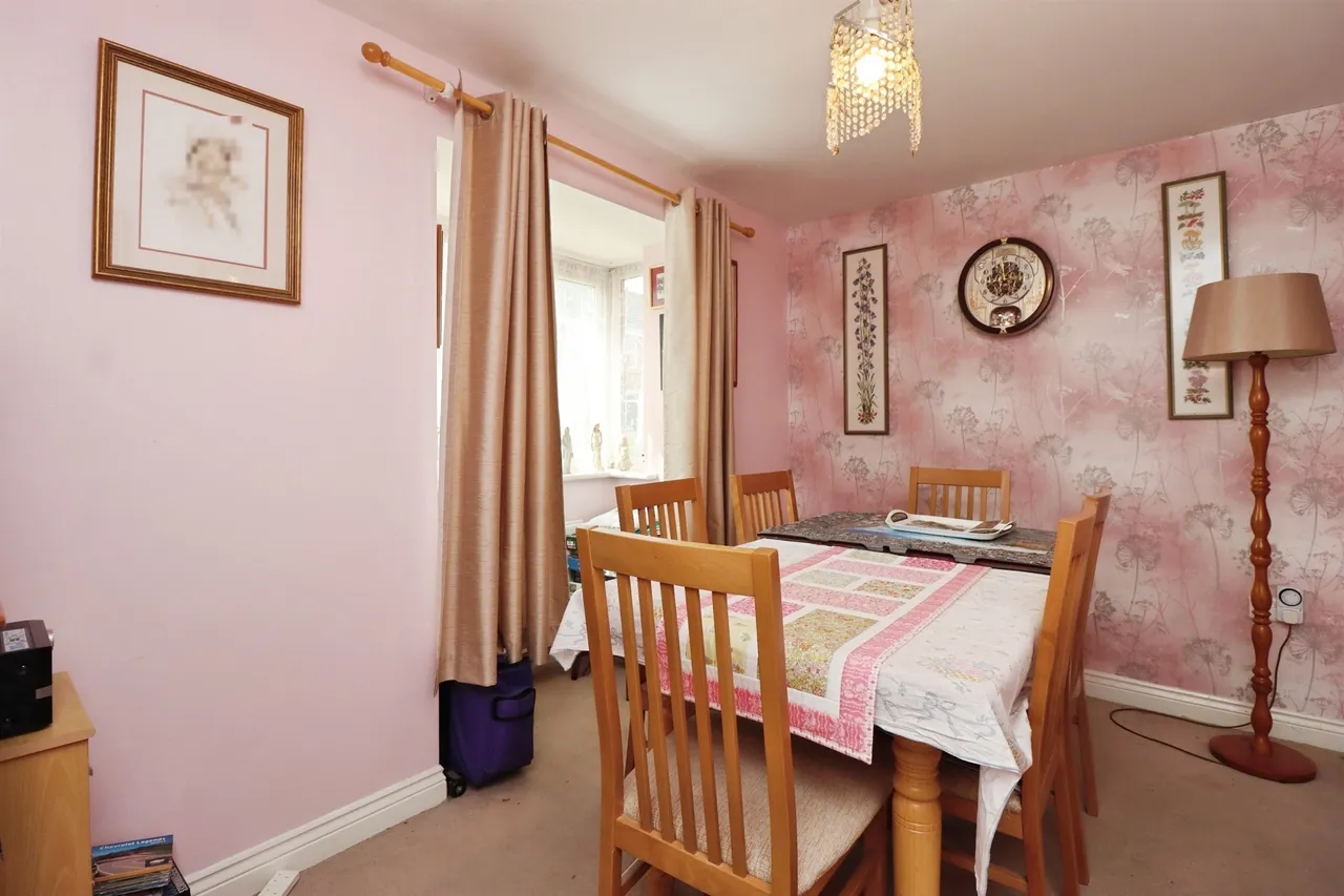 Ironwood Avenue, Desborough, Kettering, photo 4