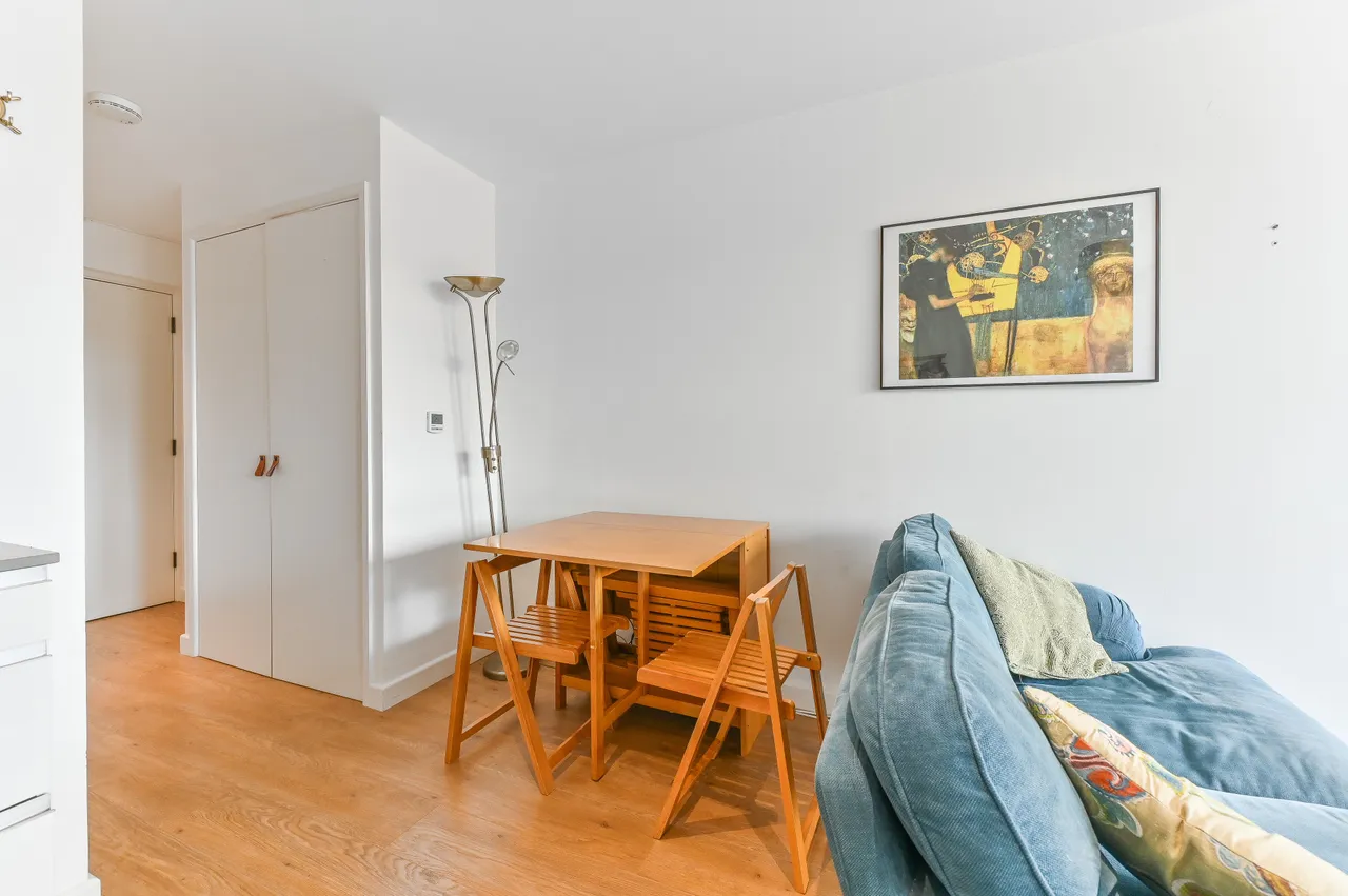 Flat 31, Paxton House, 9 Cargreen Road, London, photo 7