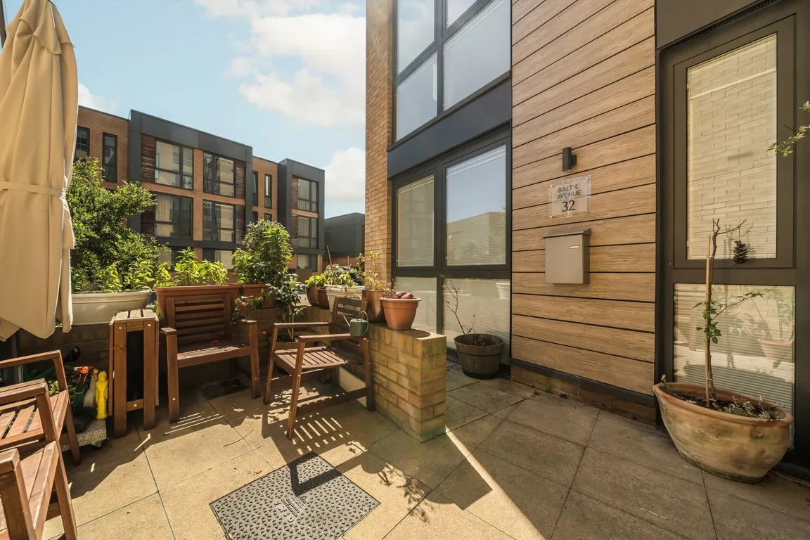 Baltic Avenue, TW8, photo 8