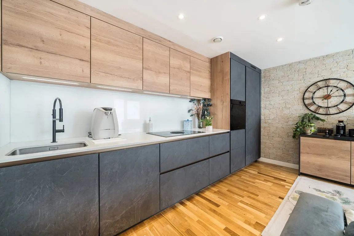 Baltic Avenue, TW8, photo 5