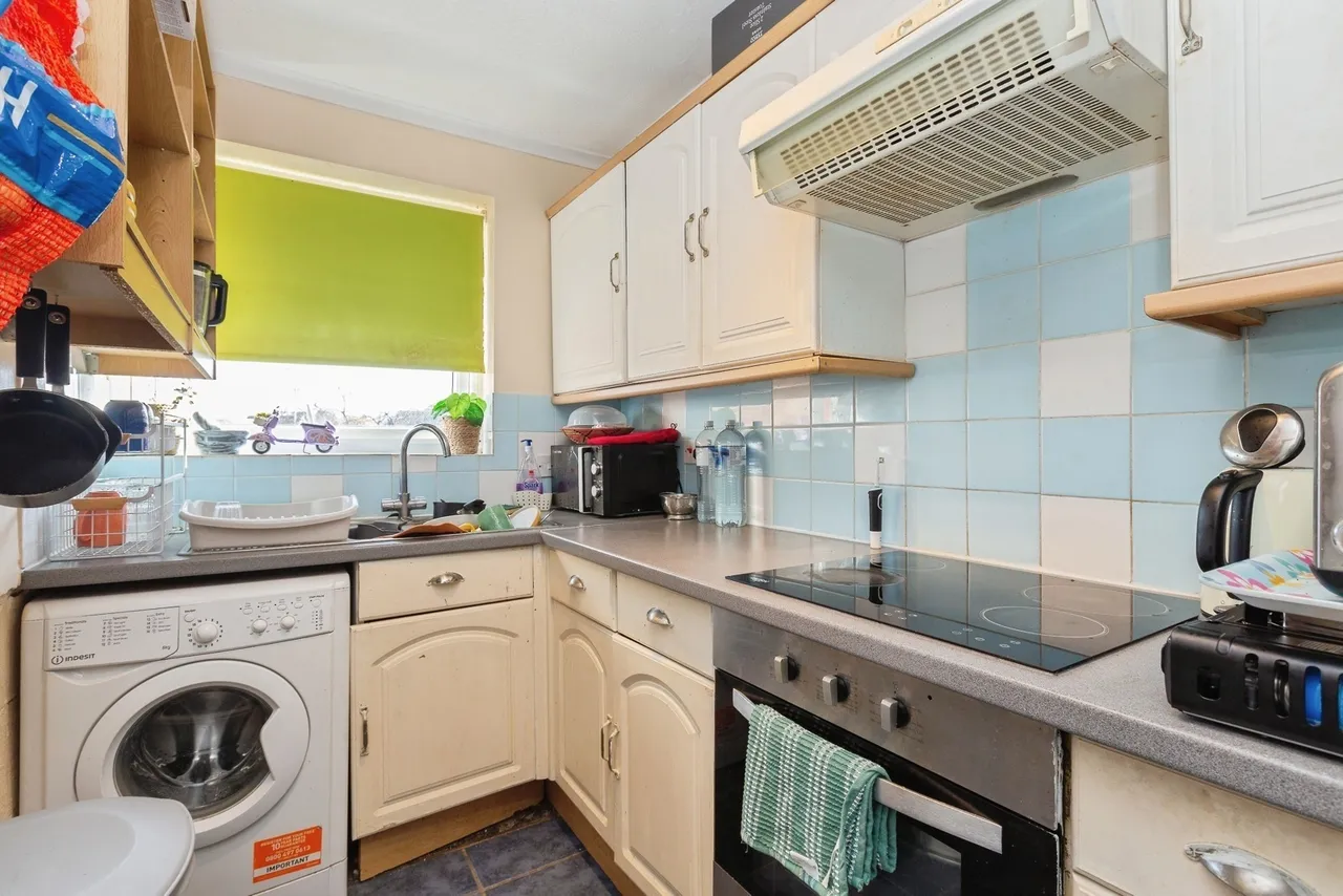 Buckingham Road, Aylesbury, Buckinghamshire, HP19, photo 7